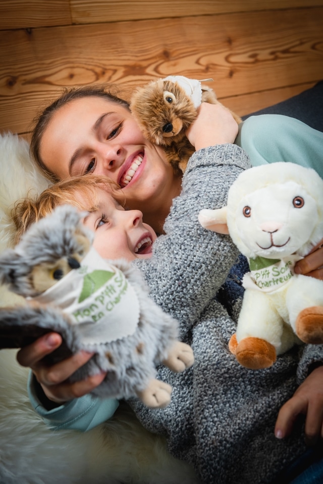 Peluche hibou marmotte mouton-Photo-Alain-Douce BD-200-TBD Peluche hibou marmotte mouton-Photo-Alain-Douce BD-200-TBD