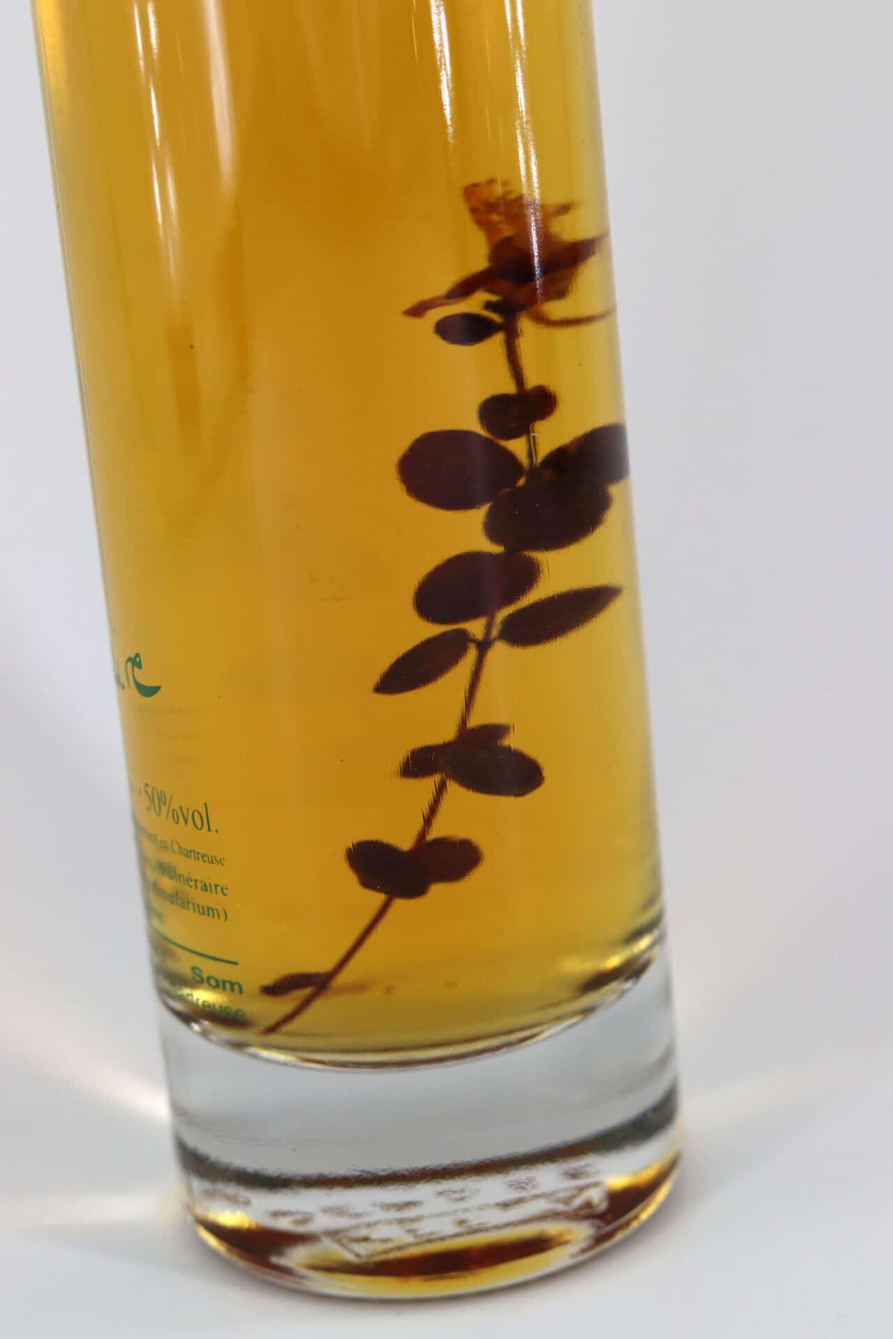 liqueur-vulneraire-brin-fleur