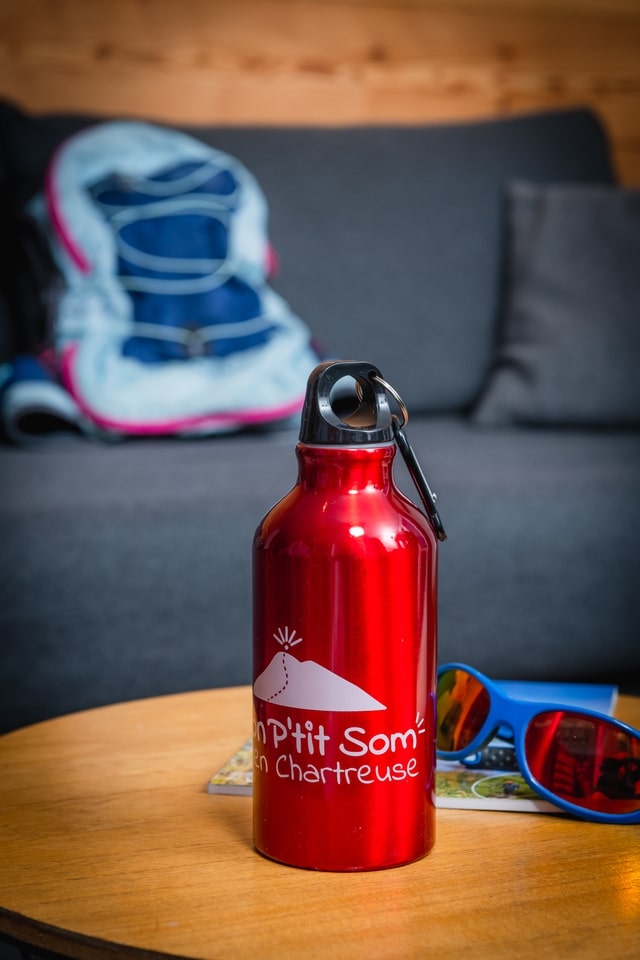 Gourde Mon Petit Som Chartreuse rouge -Photo-Alain-Douce