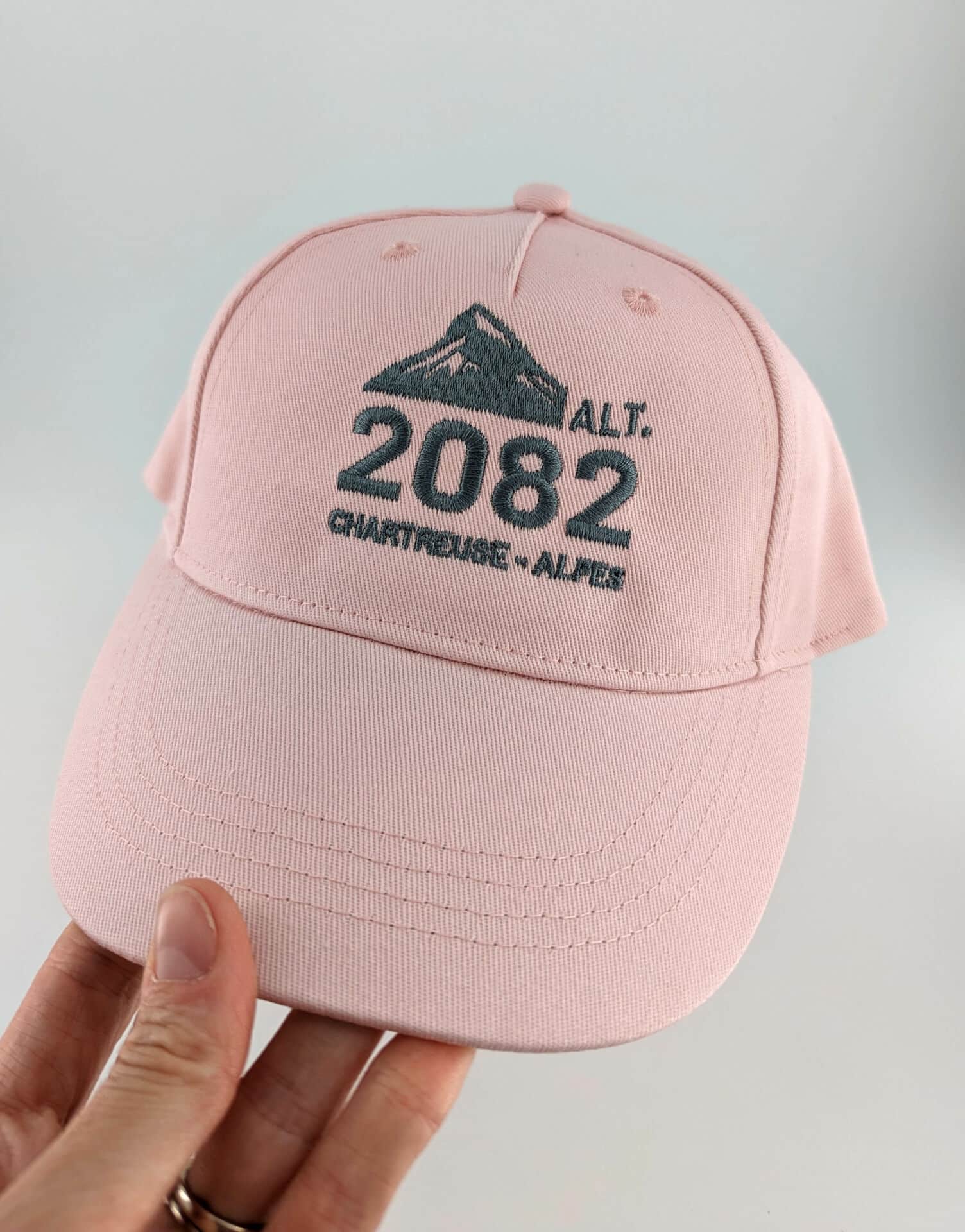 casquette_chartreuse_rose_face